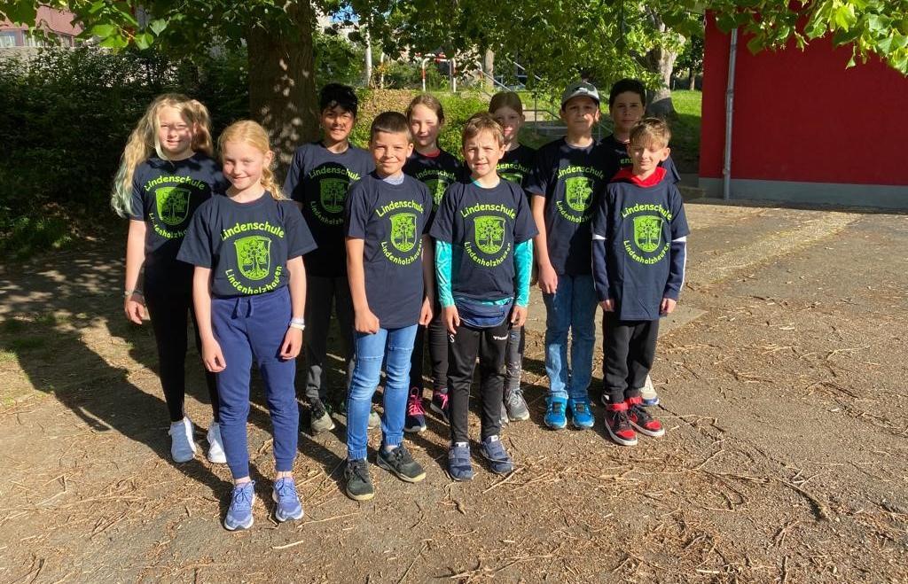  Für die Lindenschule am Start waren: Pauline Albe, Leon Engel, Emma Fassbender, Mihael Grabovica, Max Jung-König, Luca Kremer, Marie Ries, Felix Schneider, Hüseyin Yer, Mira Zimmermann 