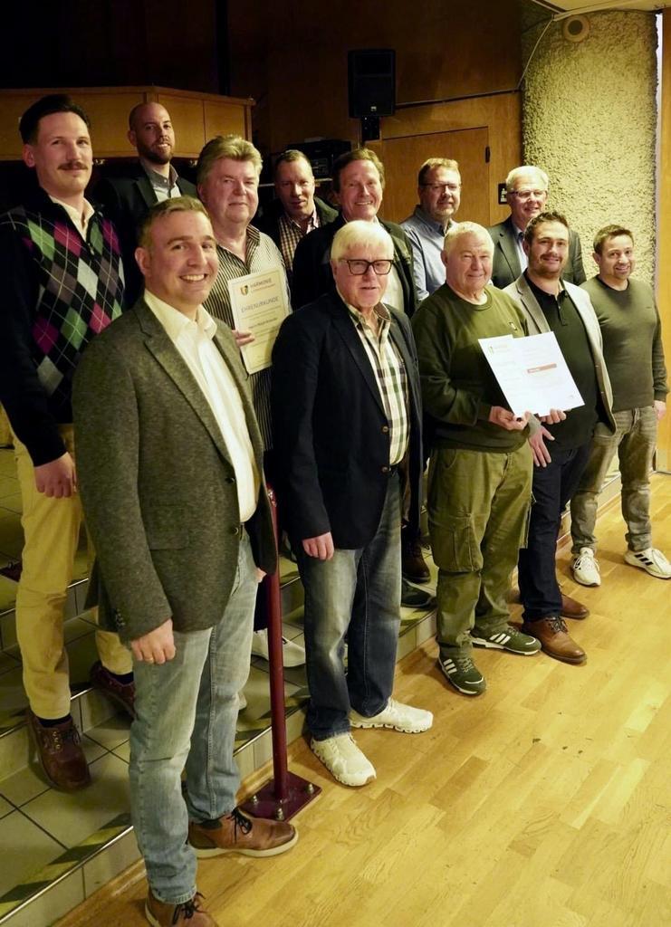 Ehrungen bei der Jahreshauptversammlung der HARMONIE Lindenholzhausen e. V.
