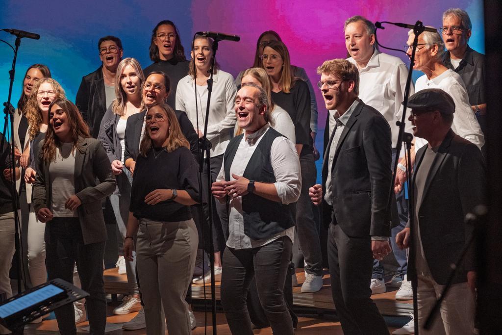  Mitreißend und voller Energie: You’N’joy begeisterte beim Jubiläumskonzert in der EventFabrik 