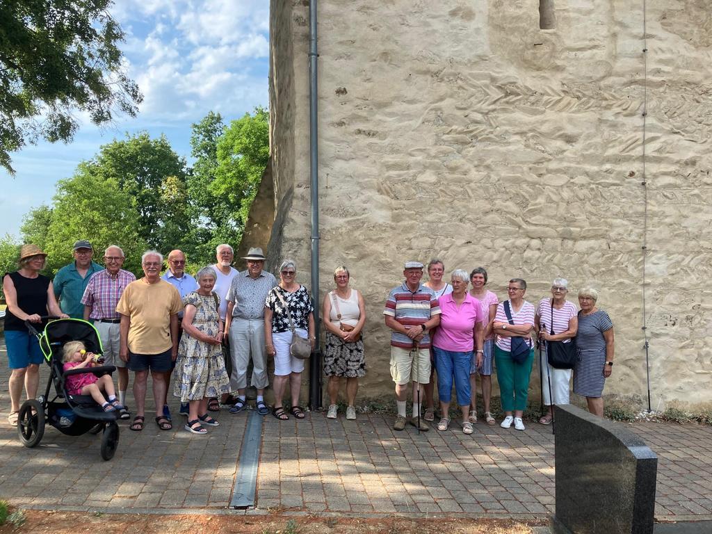 Wanderung zur Berger Kirche